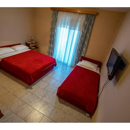 In Starigrad-paklenica 6859