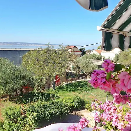In Starigrad-paklenica 6859 아파트 스타리그라드 파클레니차