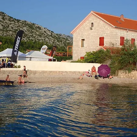 In Starigrad-paklenica 6859 Daire Starigrad Paklenica