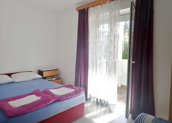 In Starigrad-paklenica 6859 Daire