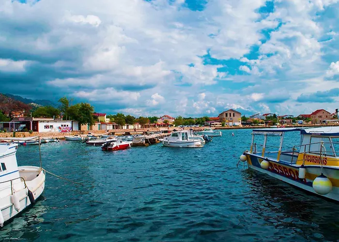 In Starigrad-paklenica 6859 Daire *